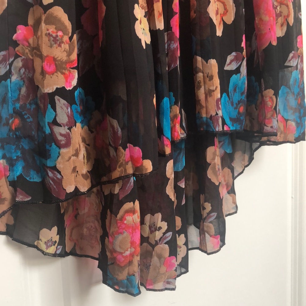 Summer Dress - Picture 3 of 3